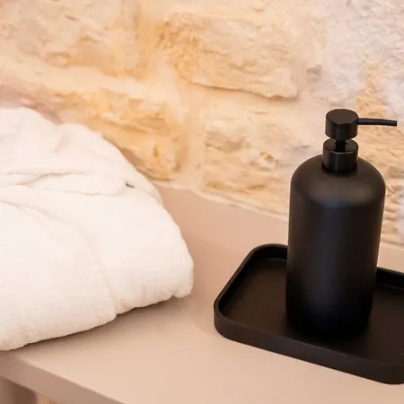 Radici Di Pietra Bed & Breakfast